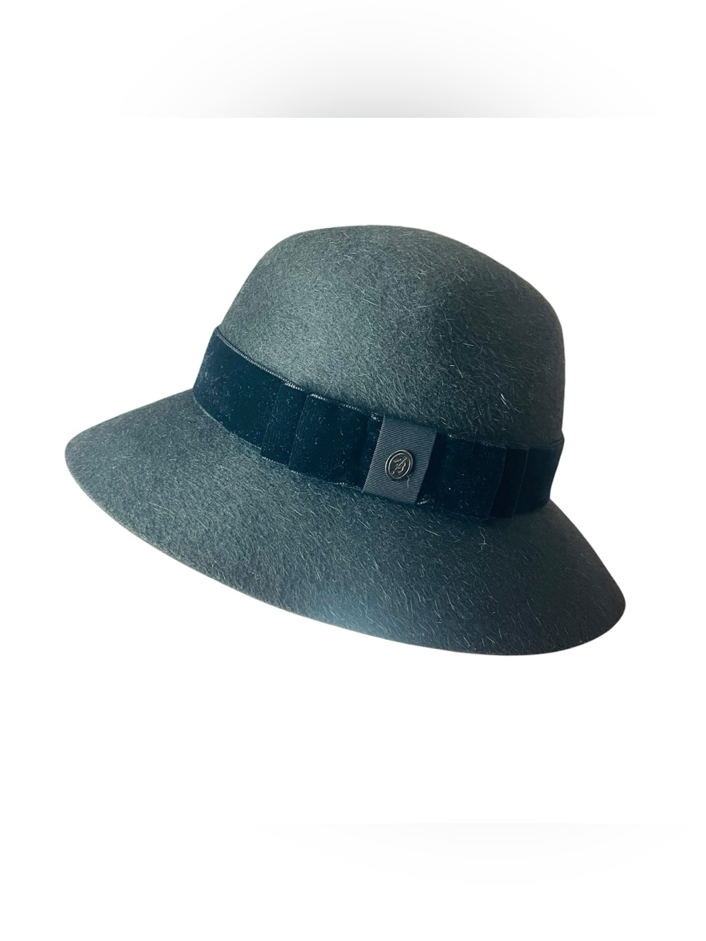 Classic Cloche Rabbit Hat With Velvet Band - Gray
